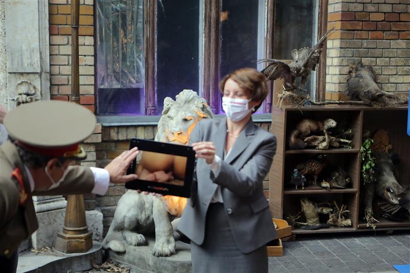 Alasti tõde ja teised roppused