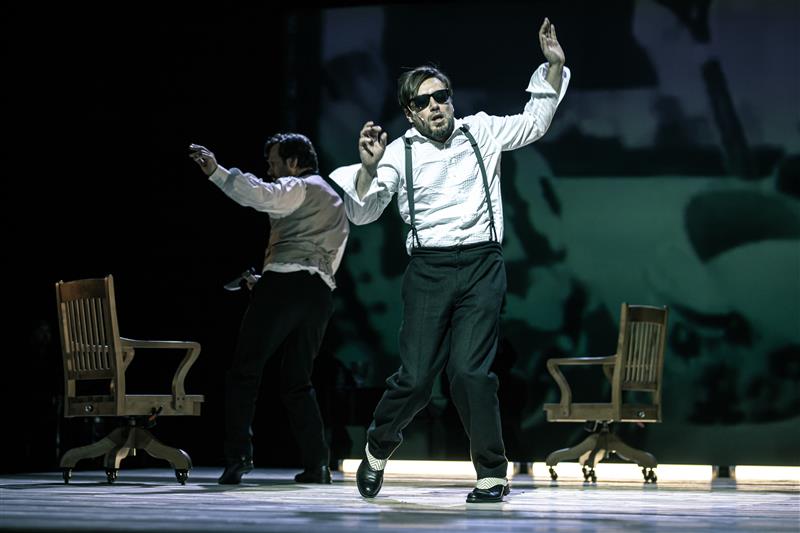 Palju s&otilde;nu, t&uuml;hjad ruumid, tabamatu aeg