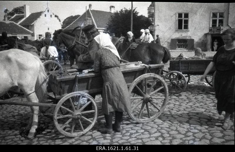 T&auml;navaruum kui hoiakute v&otilde;itlustander