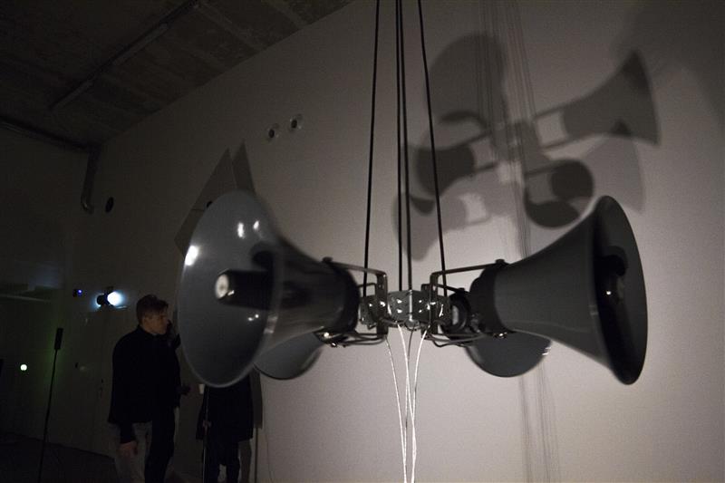 Aeg peatub, kui helikunsti ma n&auml;en*