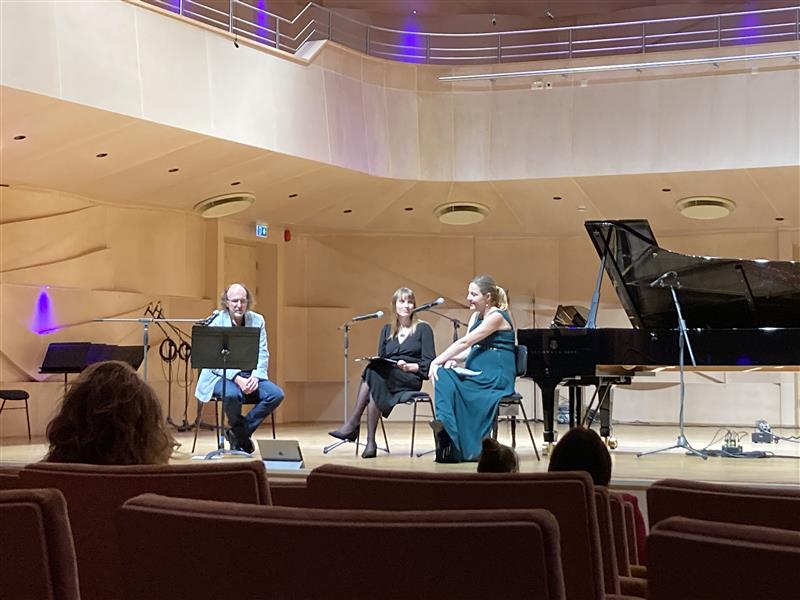 Meie &uuml;hine mina