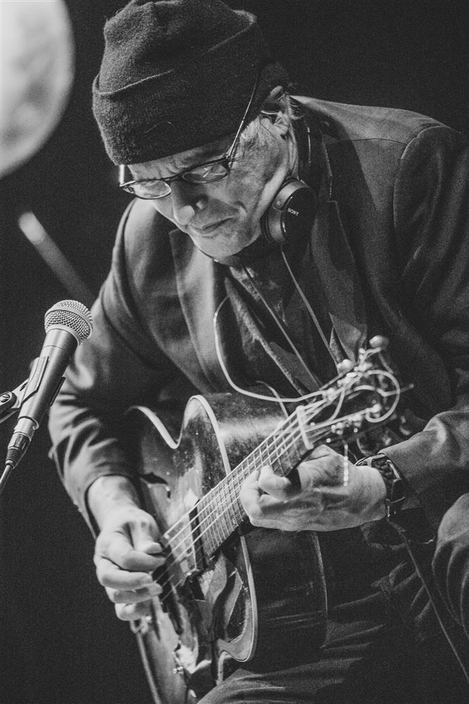 Läbi džässi jõulude poole