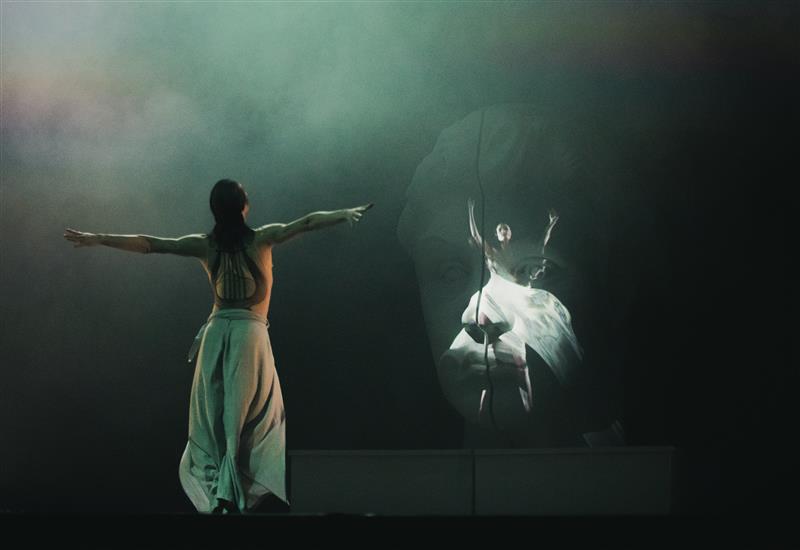 F&uuml;&uuml;siline geomeetria