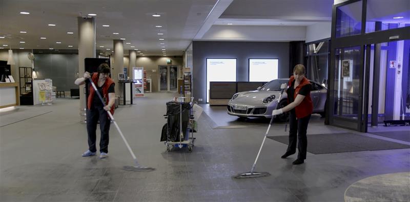 Suur vend, salmiaak ja sularahaautomaat