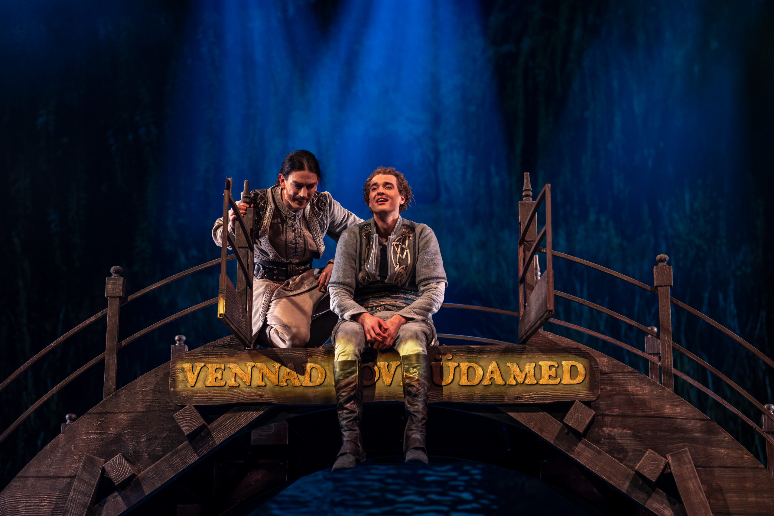 Vendade hüpe valgusesse ja Ronja kevadehüüd