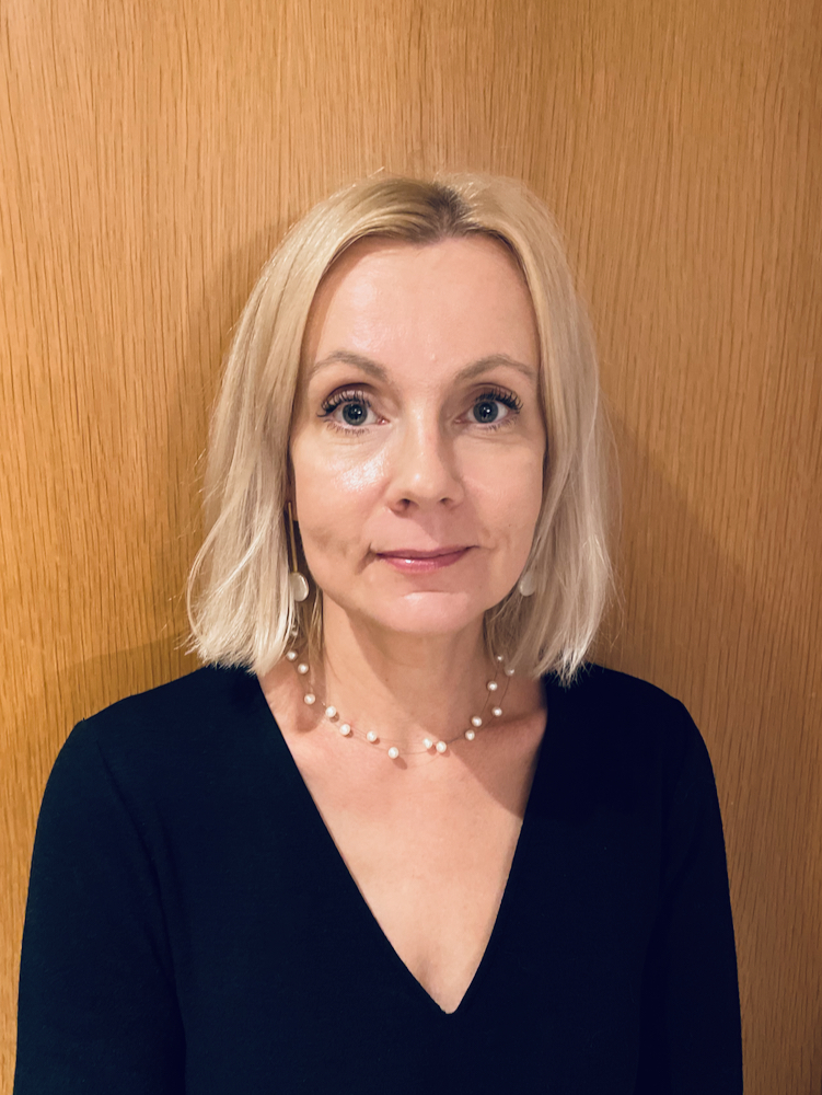 Pealelend  – Merike Kurisoo, Eesti Kunstiteadlaste ja Kuraatorite Ühingu esimees