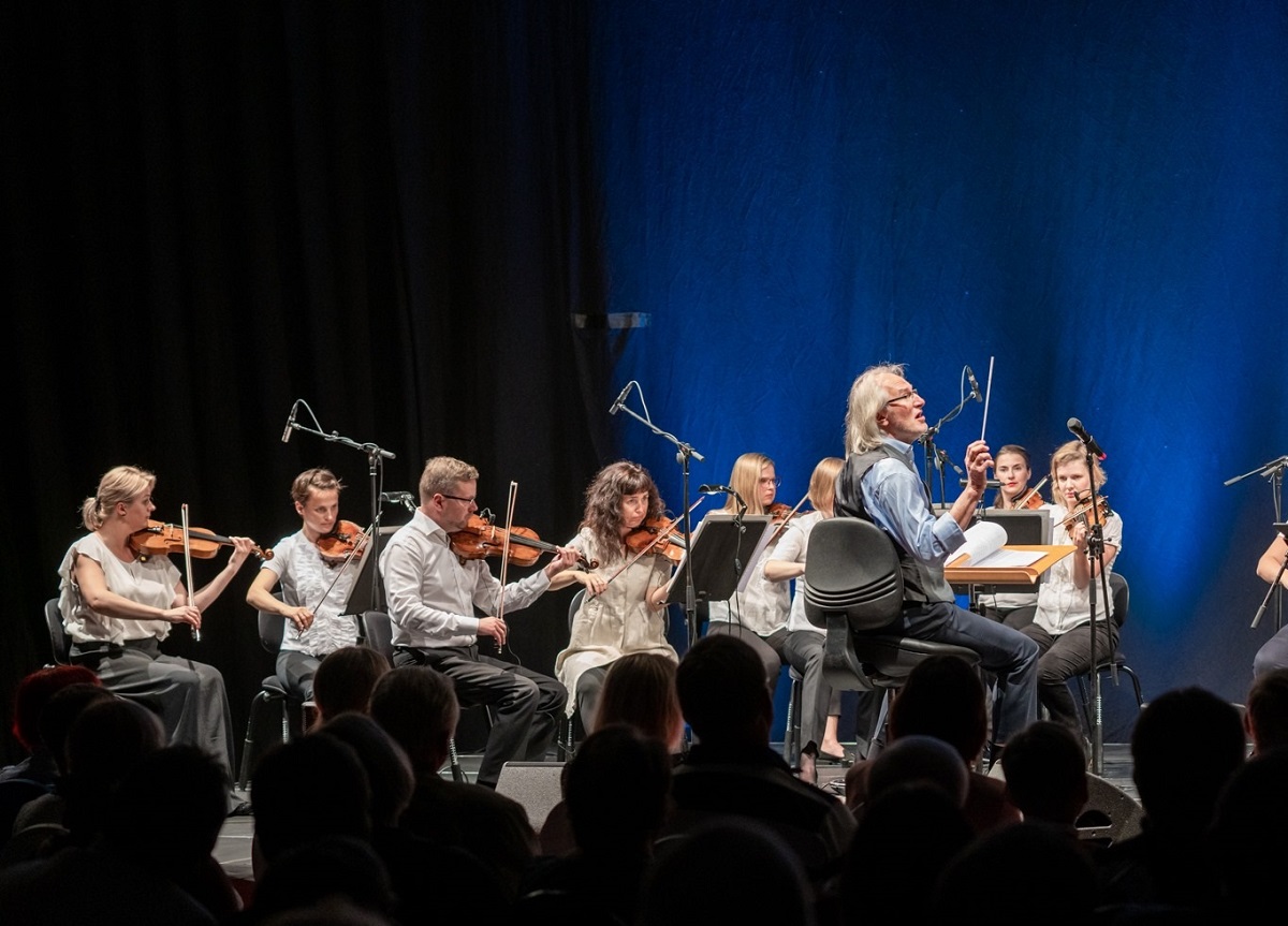 Kontserdisarjas „Autoritund” jõuab lavale Tauno Aintsi „Helde puu“