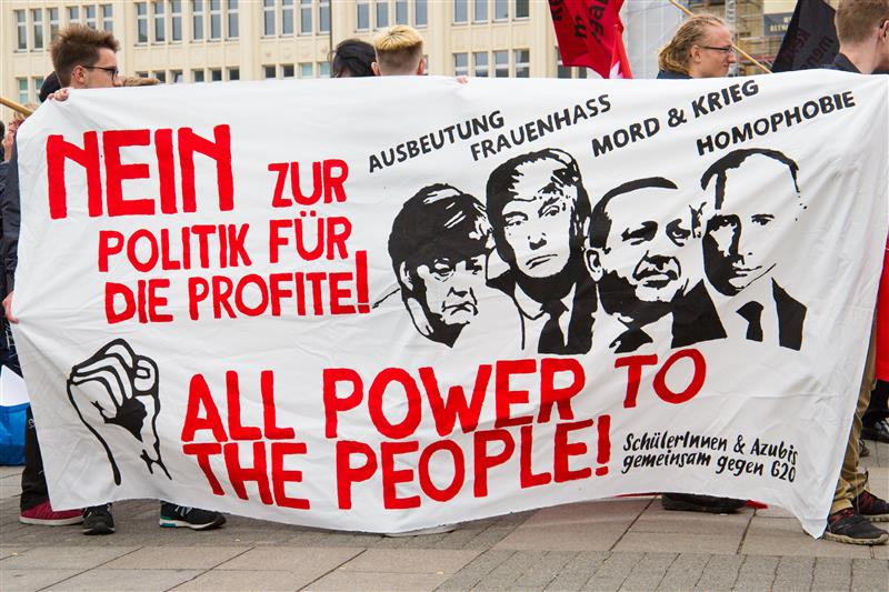 Populistlik tõlgendus demokraatiast: üks rahvas, üks arvamus, üks võim