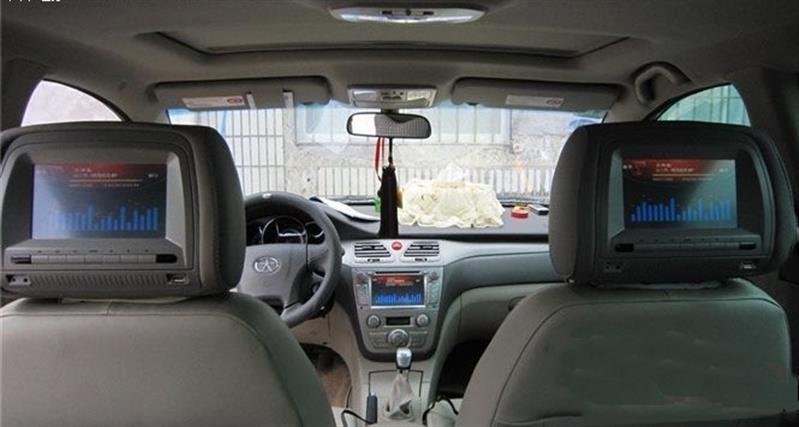 Kulgemine ekraanidest ääristatud magistraalil