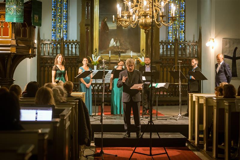 P&auml;rdi p&auml;evade p&otilde;hijooni