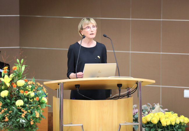 Eesti Maaülikooli uueks rektoriks saab loomaarstiteadlane Ülle Jaakma