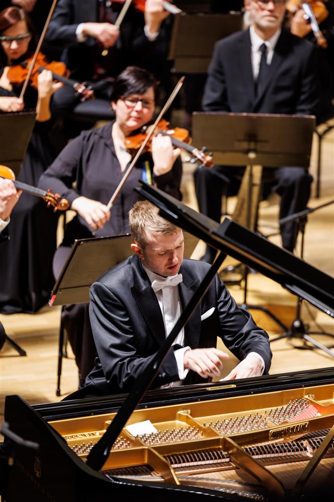 P&uuml;&uuml;des ajaklastrist oma s&uuml;dametooni