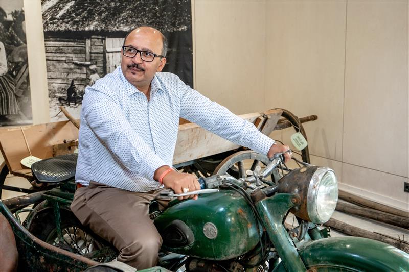 Mj&otilde;llas tulite, mj&otilde;llas &auml;&auml; l&auml;hete?