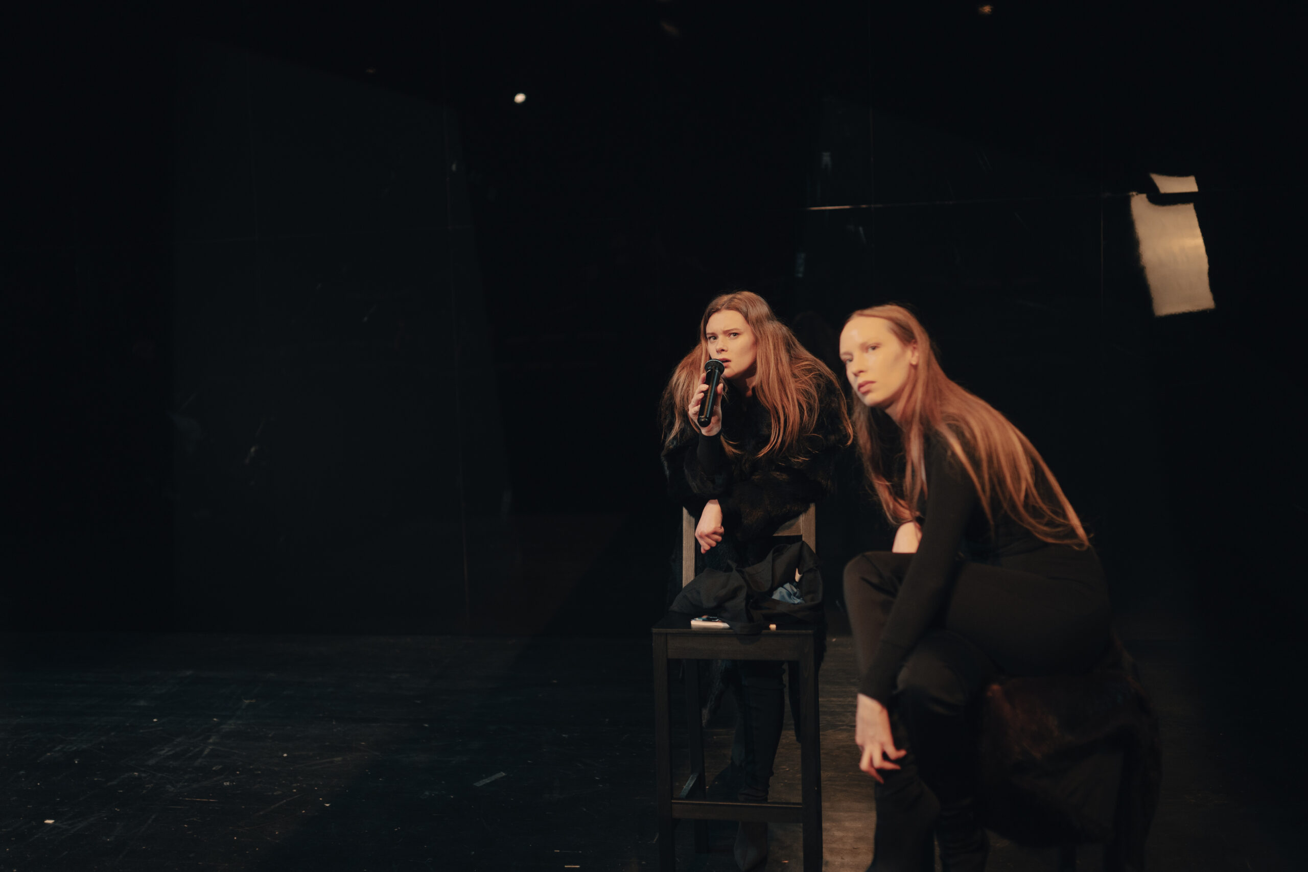 Esteetide ja kapitalistide koletu liit