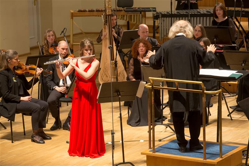 Hing t&auml;is valgust ja lootust