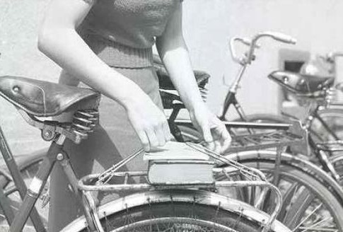 Vastuhakk kollektiivsel mälumaastikul