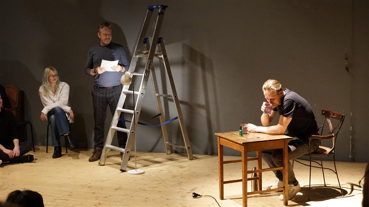 Klaasis lahustunud teatrimaagia