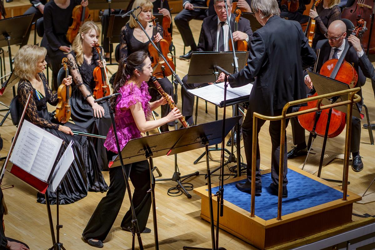 Parandamatu kihk kõrgepingeliinil kõndida