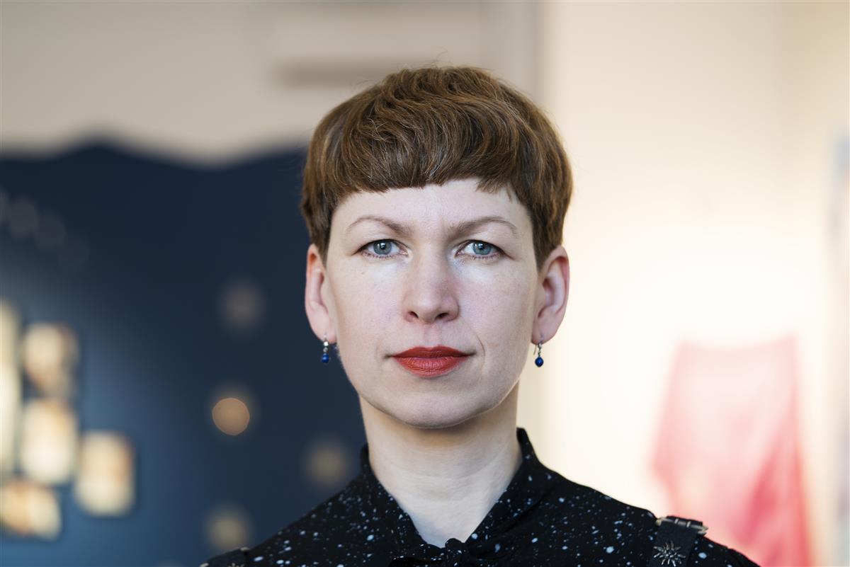 Pealelend – Anna Mari Liivrand