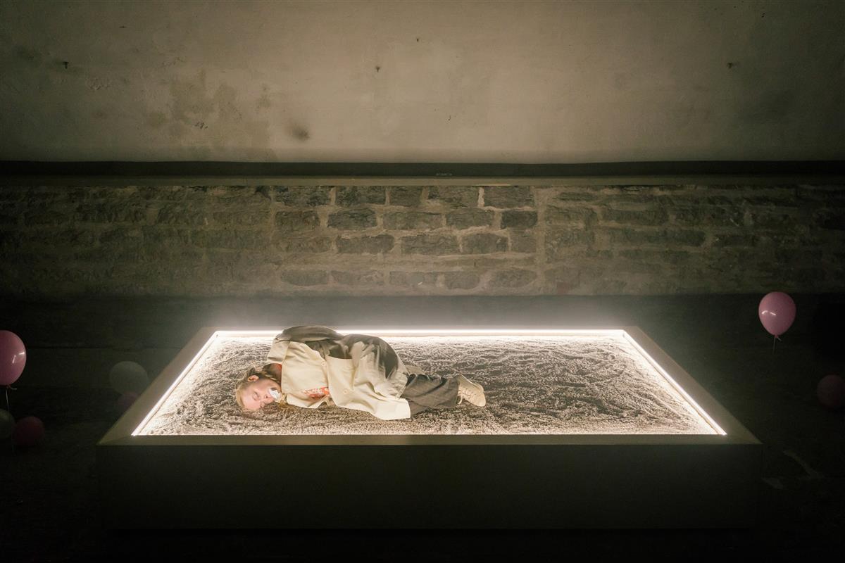 Miks mitte eemale hullutavast ilmakärast …