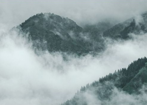 Raamatutäis irdset kondamist Vana-Hiina vaimumaastikel