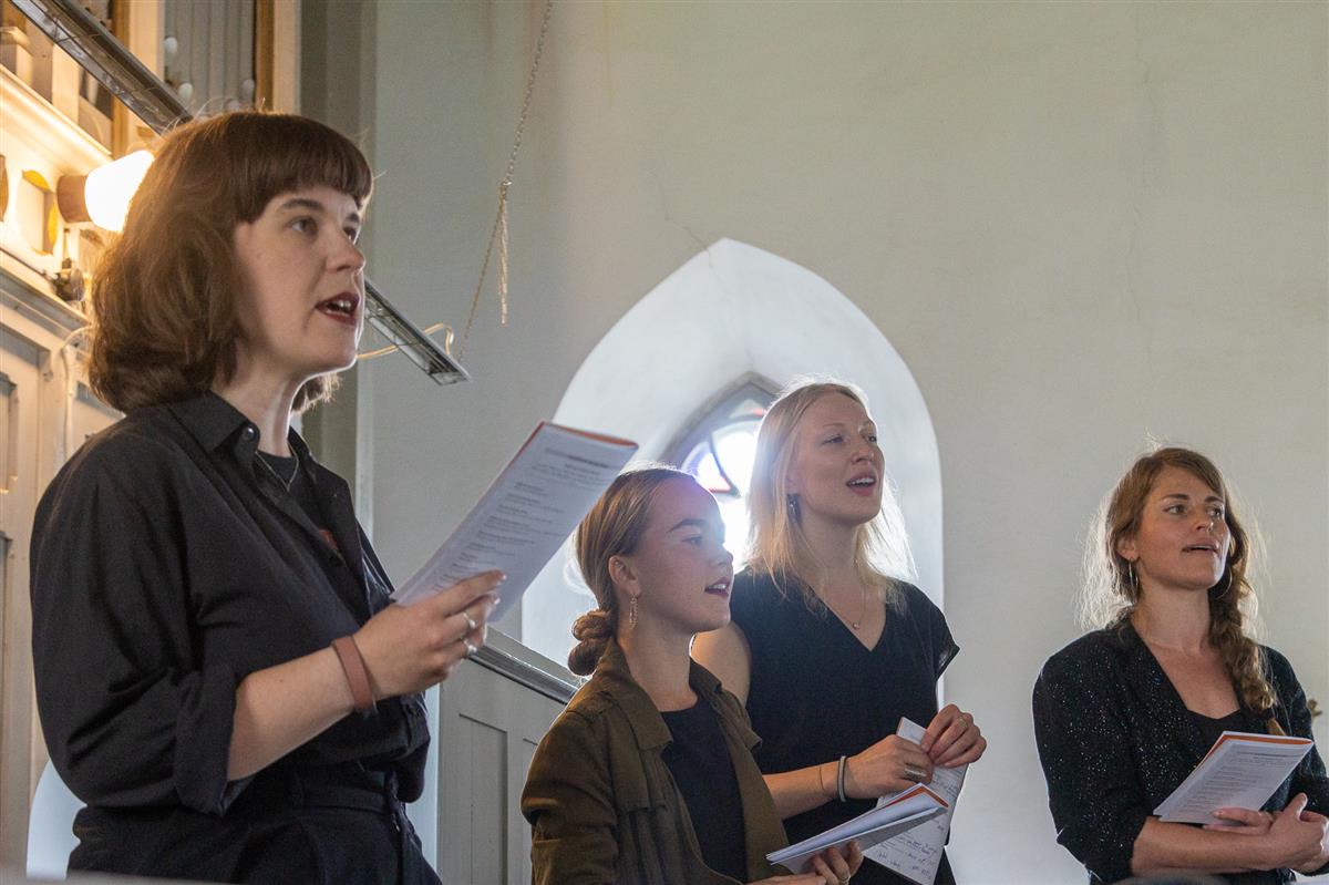 M&otilde;nusalt ajas ja ruumis laiali