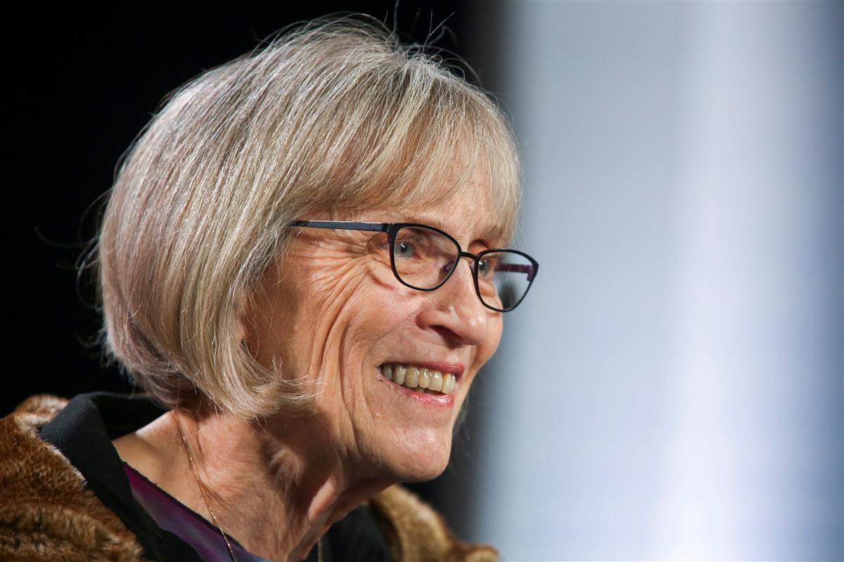 Naised t&ouml;&ouml;turul. Uued selgitused ajaloo ja t&auml;nap&auml;eva kohta