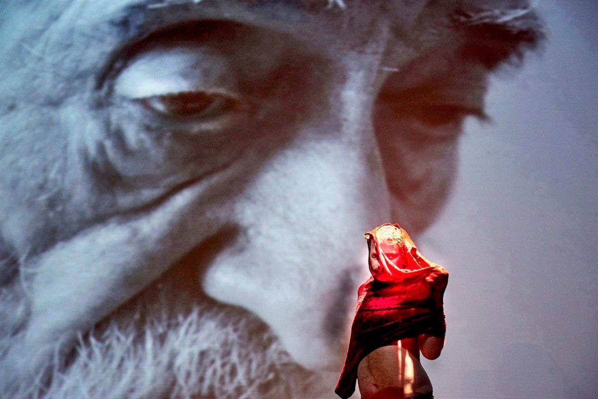 Transgressiivne humanist Kim Noble