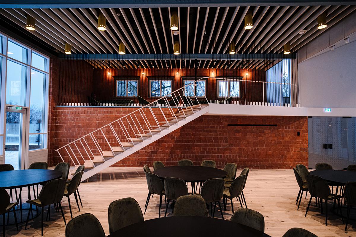 N&otilde;ukogude-aegse modernismi restaureerimine