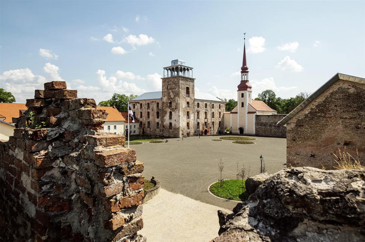 Põltsamaa lossi toores ilu