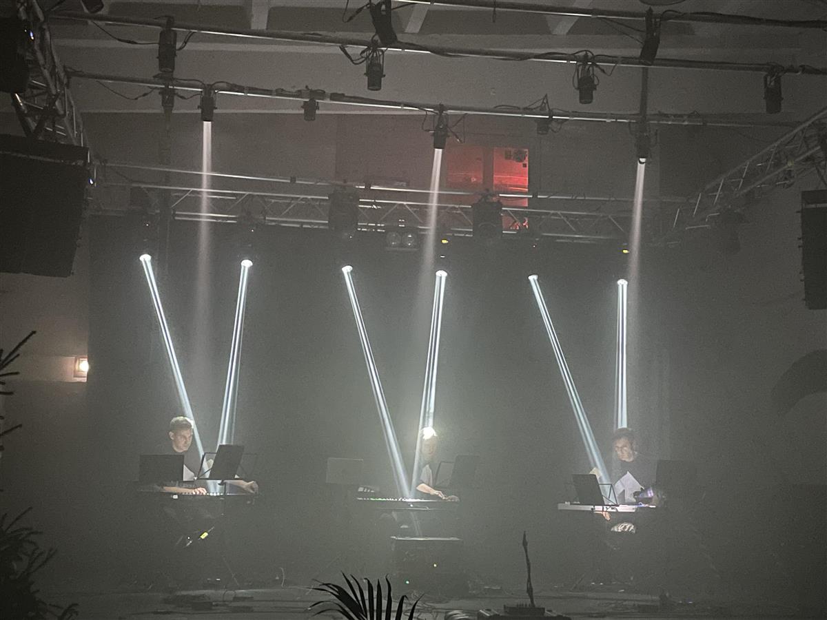 Lõpuks ometi toimub midagi