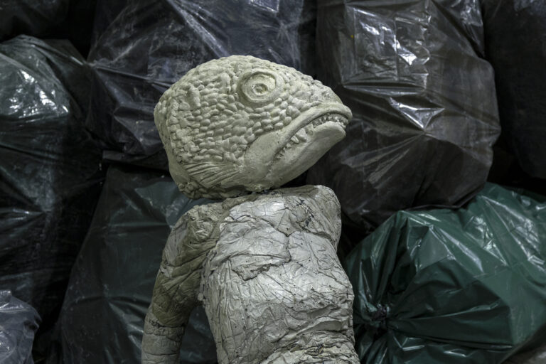 Edith Karlsoni “Hora lupi” Veneetsia biennaalil