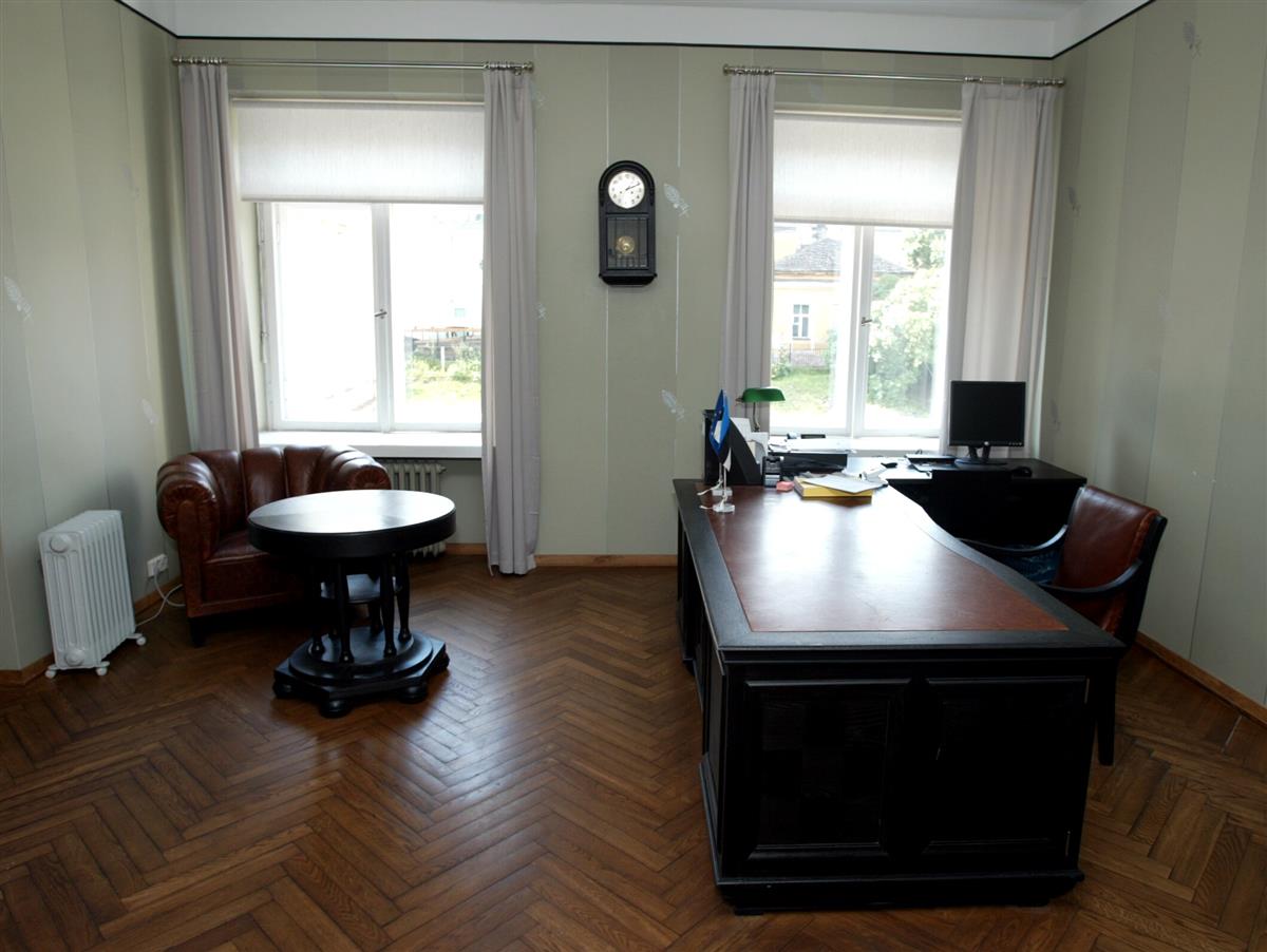 Piduk&otilde;ne asemel