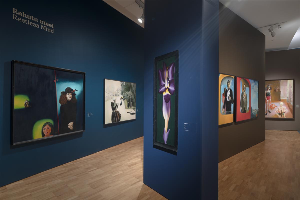 Näituseraamid hoiavad kunstnikke (mõtte)ahelais