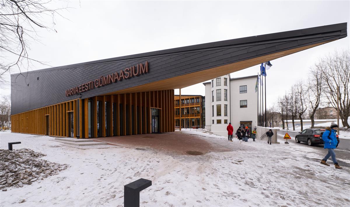 Narva eesti g&uuml;mnaasium ja p&otilde;hikool