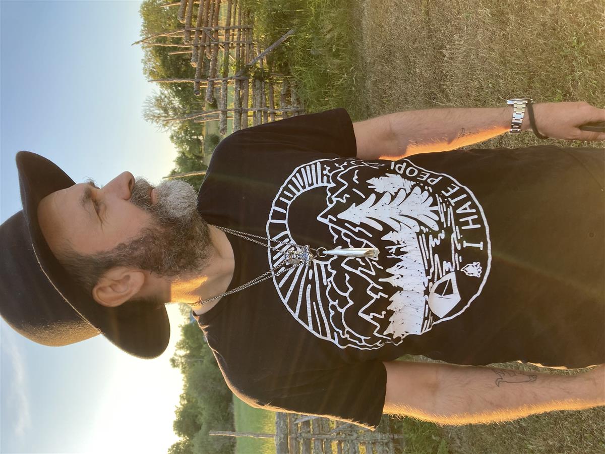 Vanad hipid j&auml;lle koos