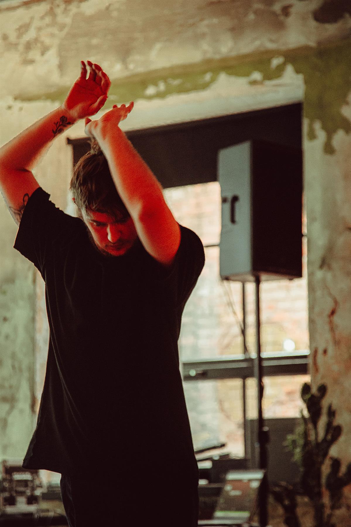 Kes oled? Kust tuled? Kuidas luule juurde jõudsid?