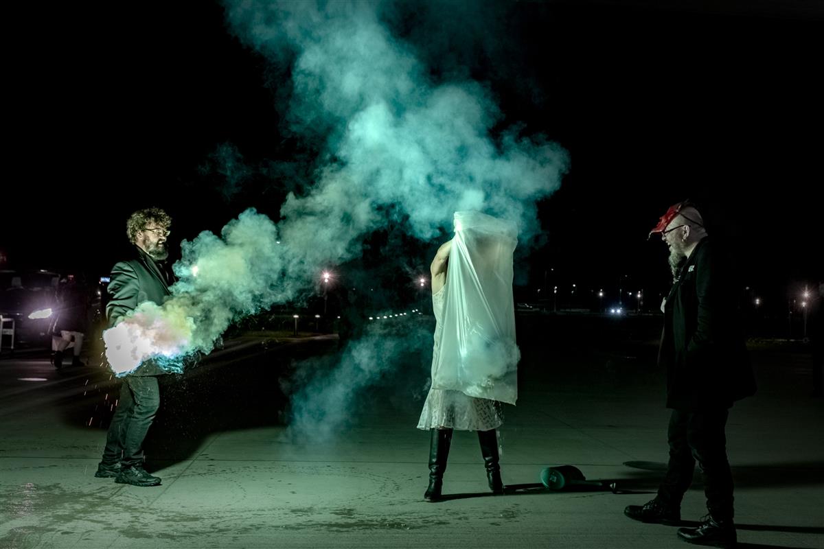 Maailmast omailma ja tagasi