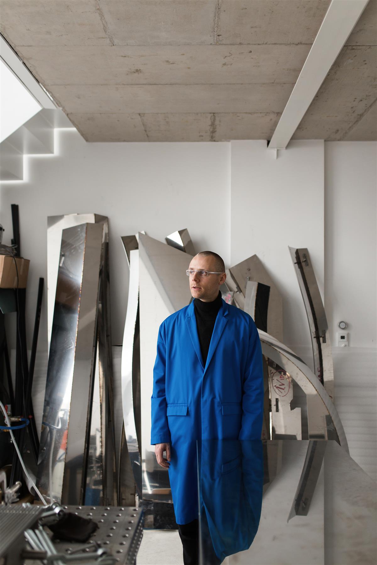 Pealelend – Julijonas Urbonas, kunstnik