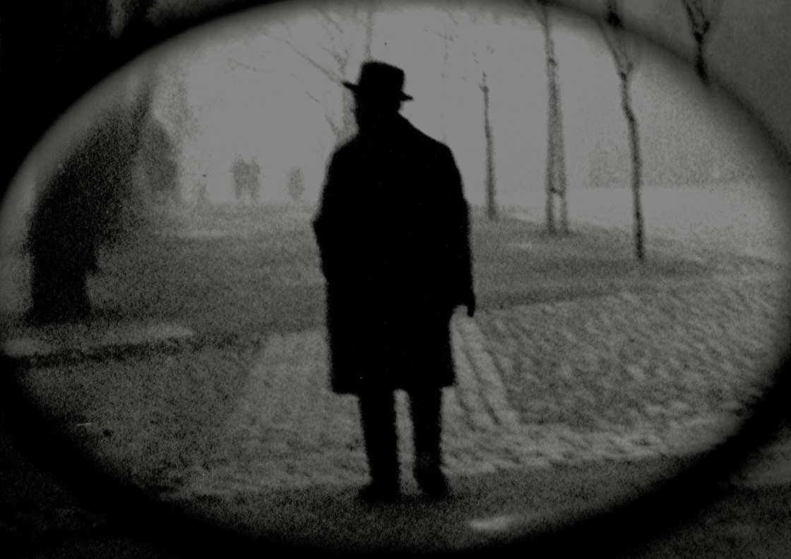 Kumus avanev Urmas Lüüsi näitus on sissevaade Eesti kodanluse sünnihetke