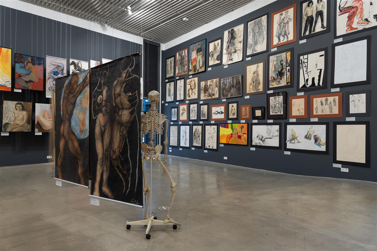 Paljas või riides, hindeks saate viie!