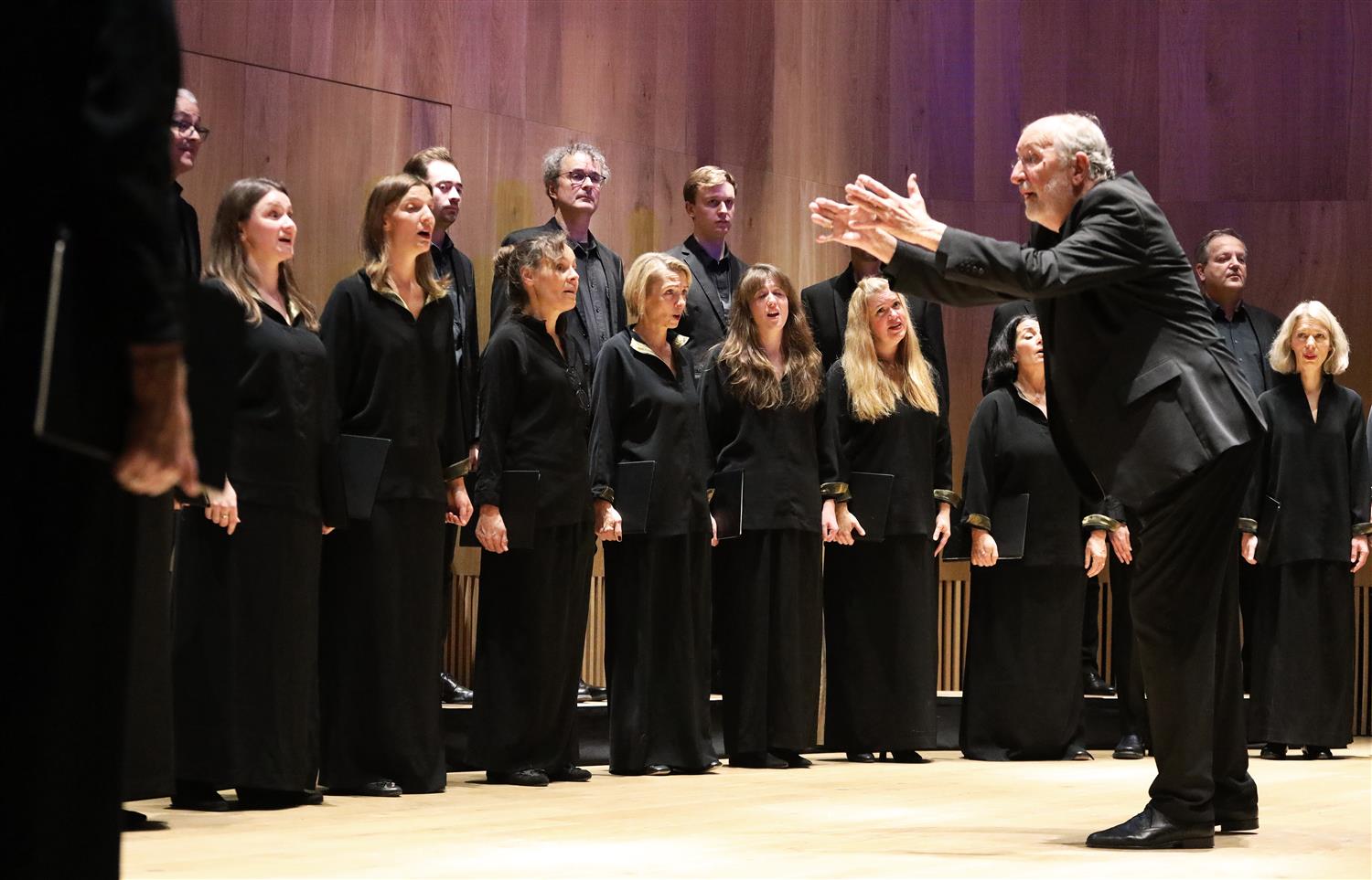 Advendiaeg algas rahusõnumiga