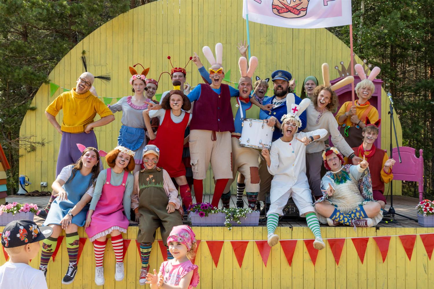 Punamütsike, Sipsik ja Lotte