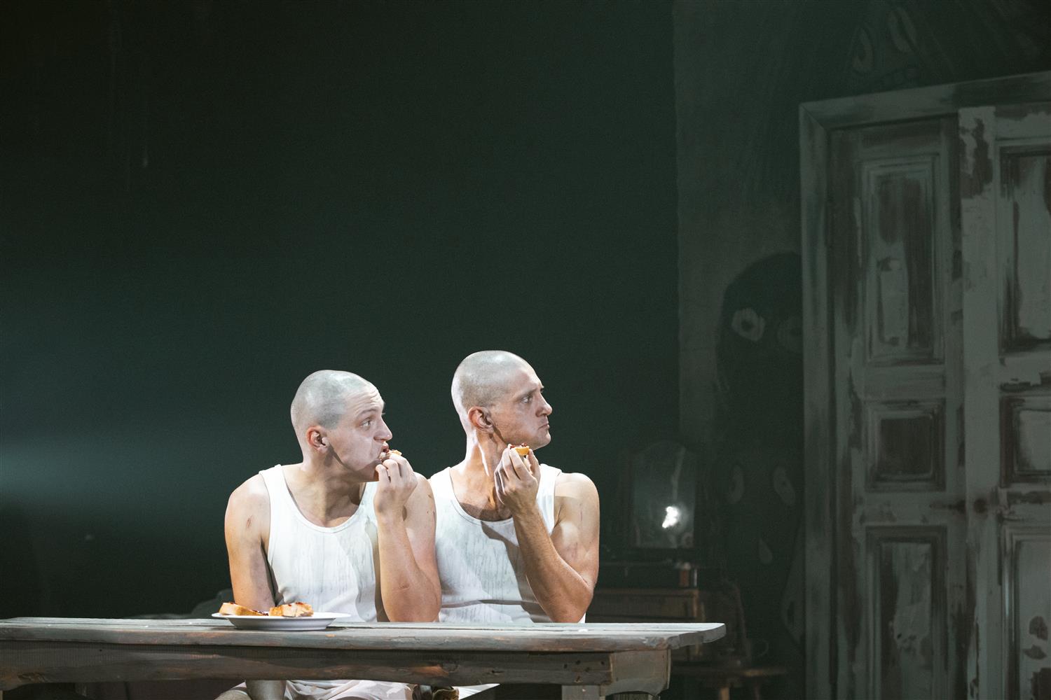 &bdquo;P&auml;evaraamatu&ldquo; neli kihti