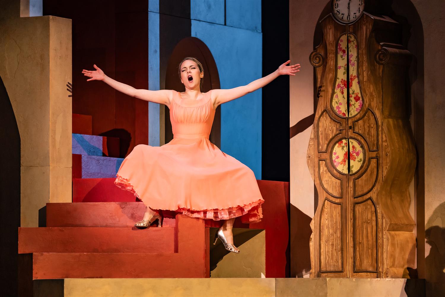 &Scaron;veitsi kellassepa belle &eacute;poque ja neoklassitsistlik Nipernaadi