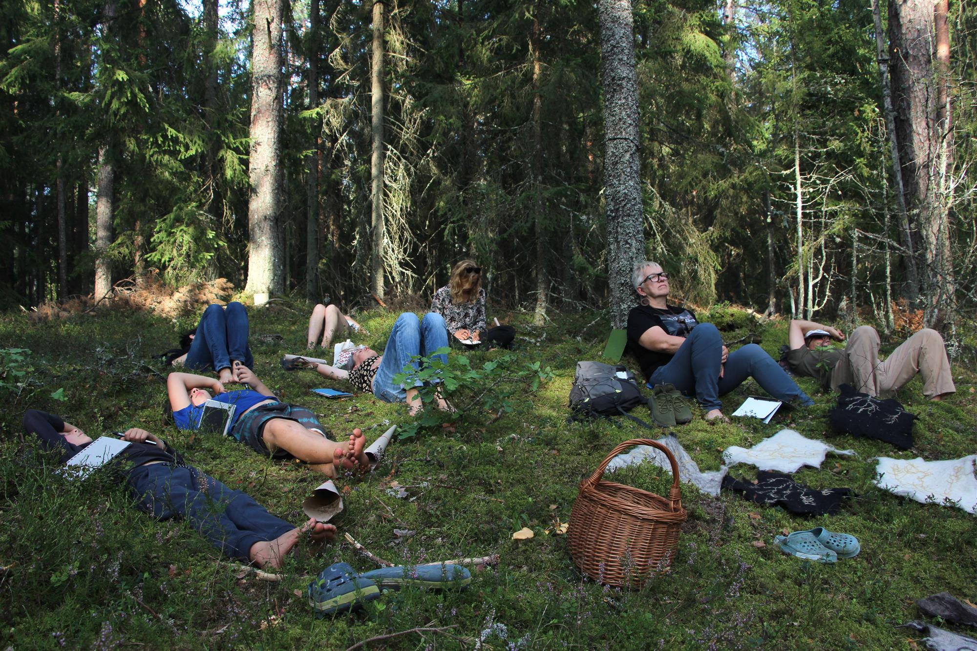 P&otilde;imitusest, t&ouml;&ouml;st ja kunstist