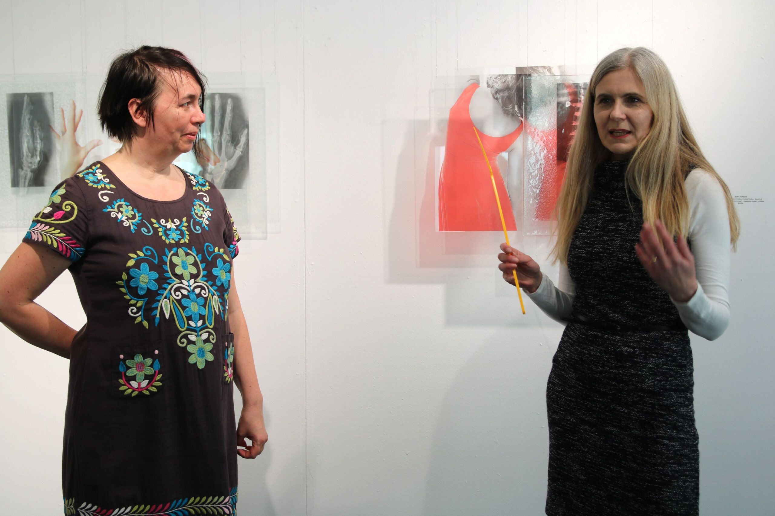 Klaasi ja graafika näitus “Läbirääkimised”