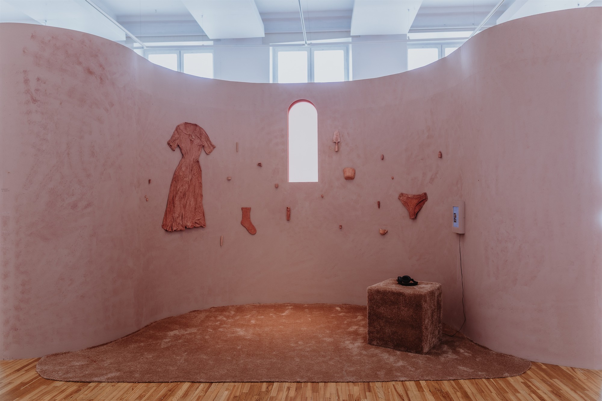 Emade-tütarde uued kleidid