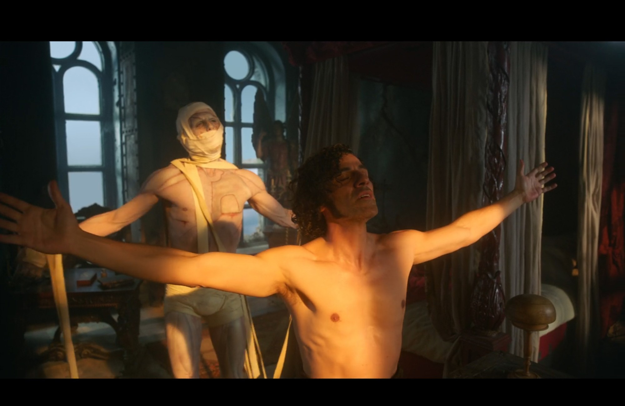 Vaid koletis on võimeline mängima jumalat